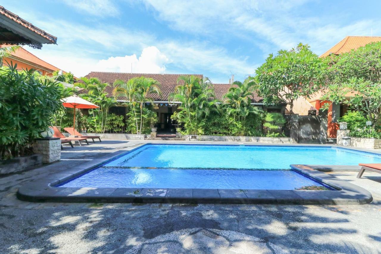 Kedin'S Inn Seminyak Exterior foto